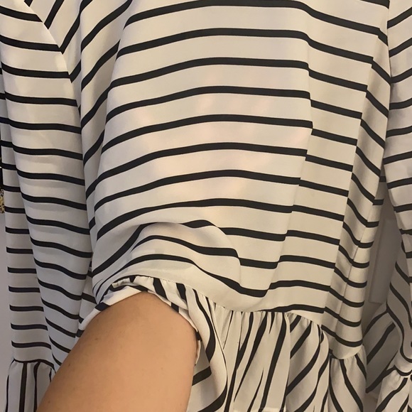 Bell Sleeved Top - Picture 4 of 4